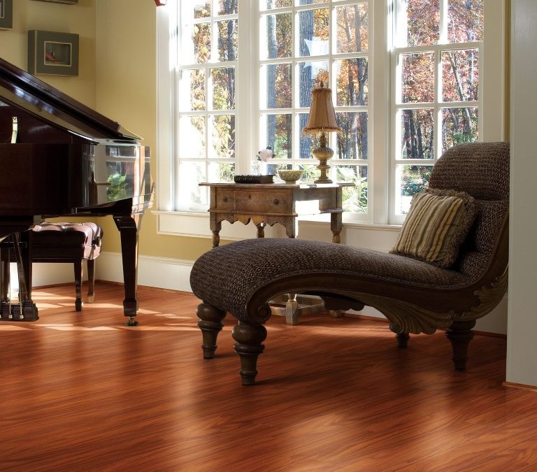 Tibet laminate flooring in oak lawn il